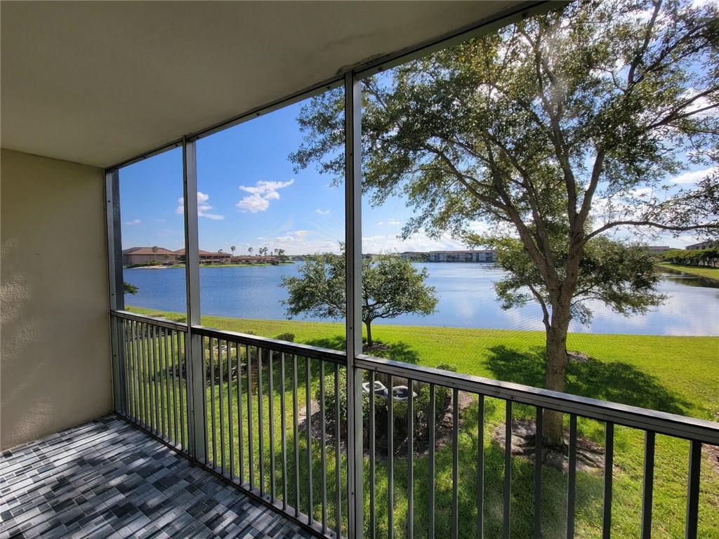 Ivanhoe West Condo III - Residential