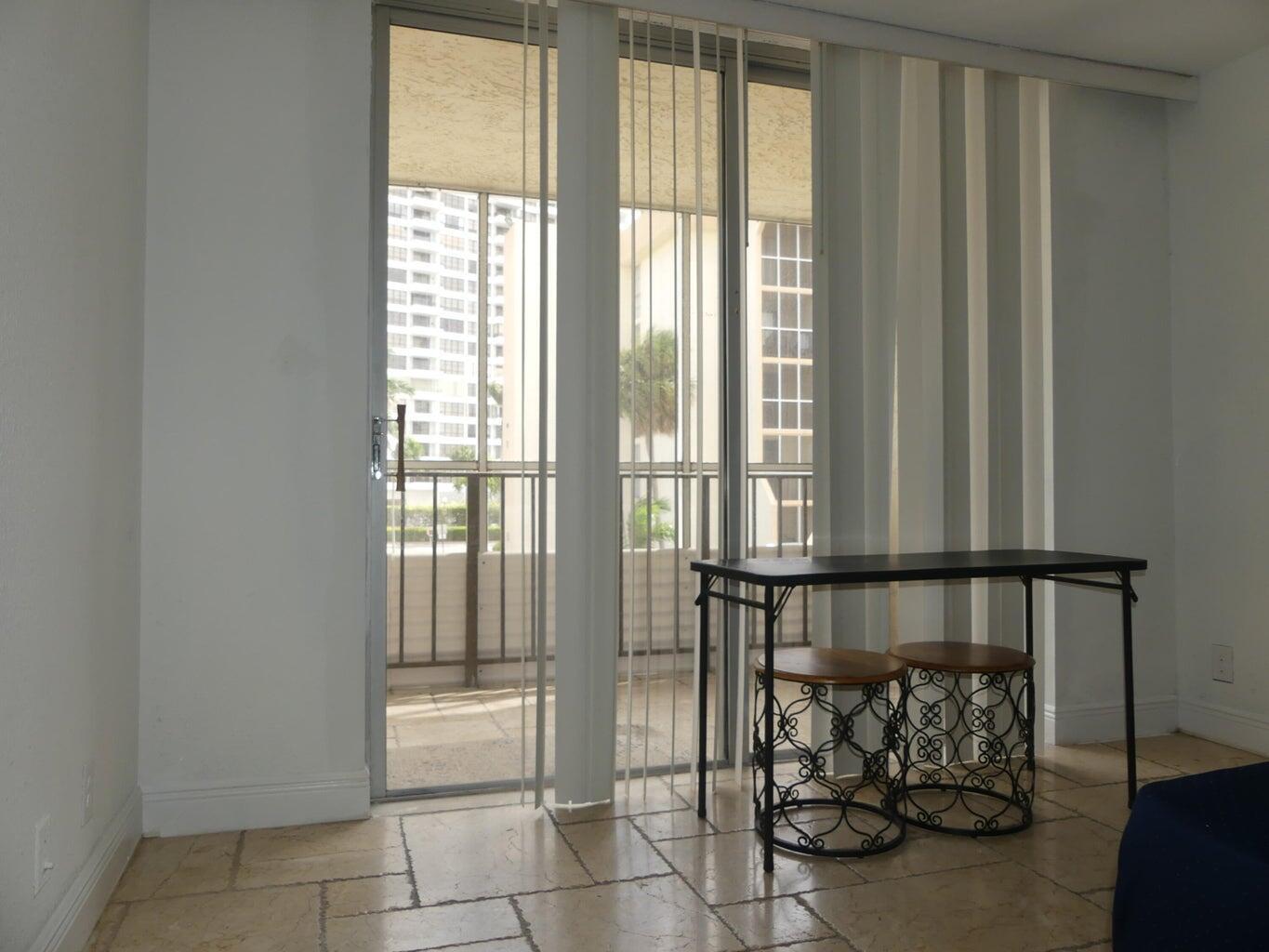 701 Three Islands Boulevard 206
