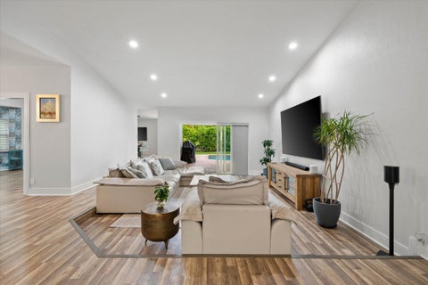 Tiny photo for 4850 NW 92nd Terrace, Coral Springs, FL 33067 (MLS # B26072626)