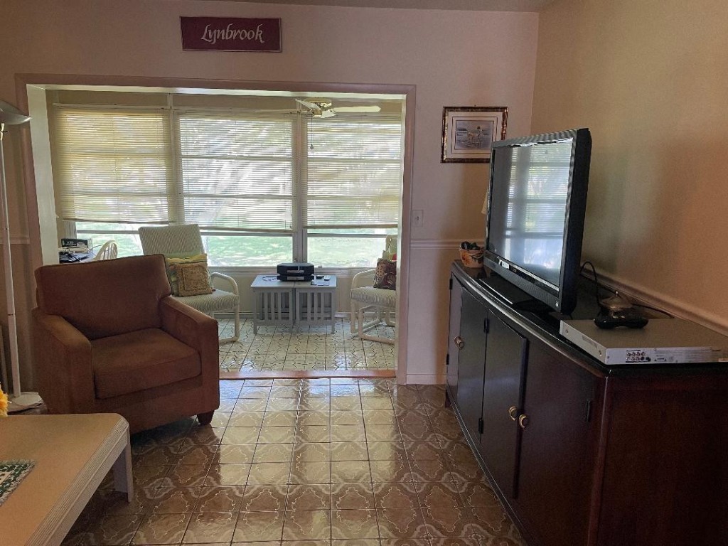 ORIOLE GARDENS THREE - Residential