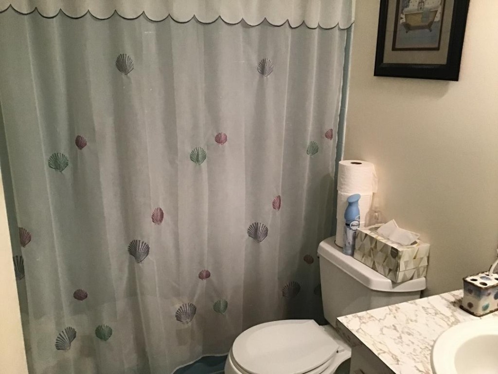 ORIOLE GARDENS THREE - Residential