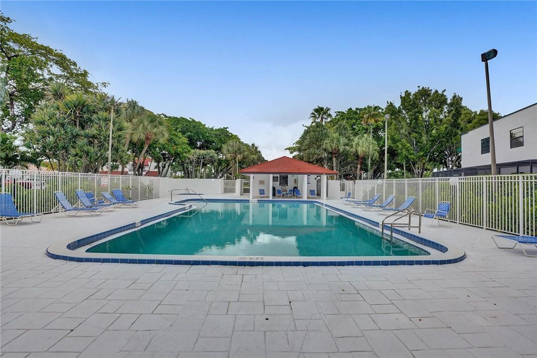 Deer Pointe - Residential