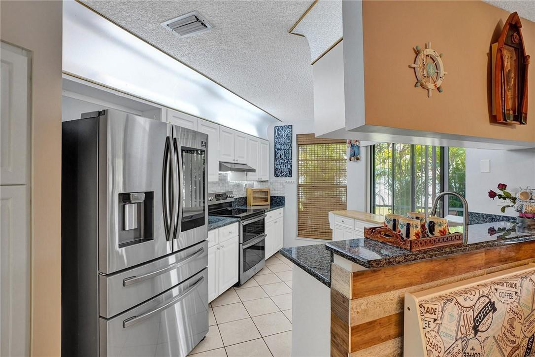 Deer Pointe - Residential