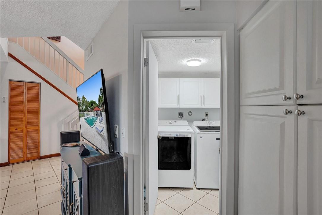 Deer Pointe - Residential