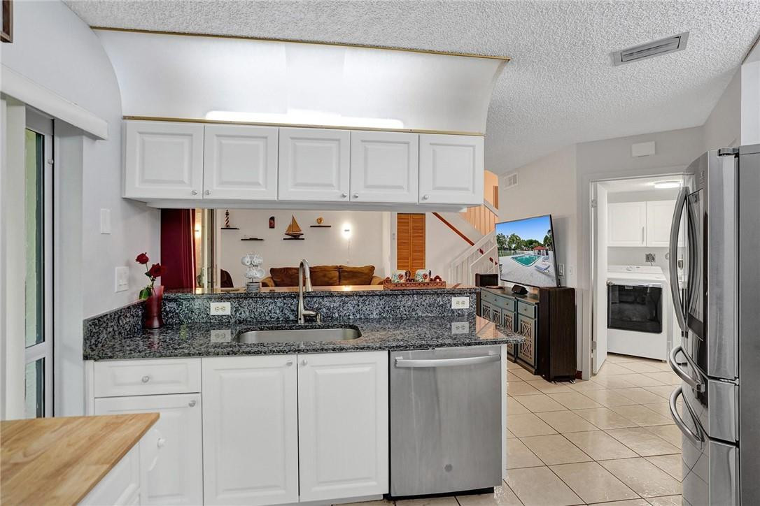 Deer Pointe - Residential