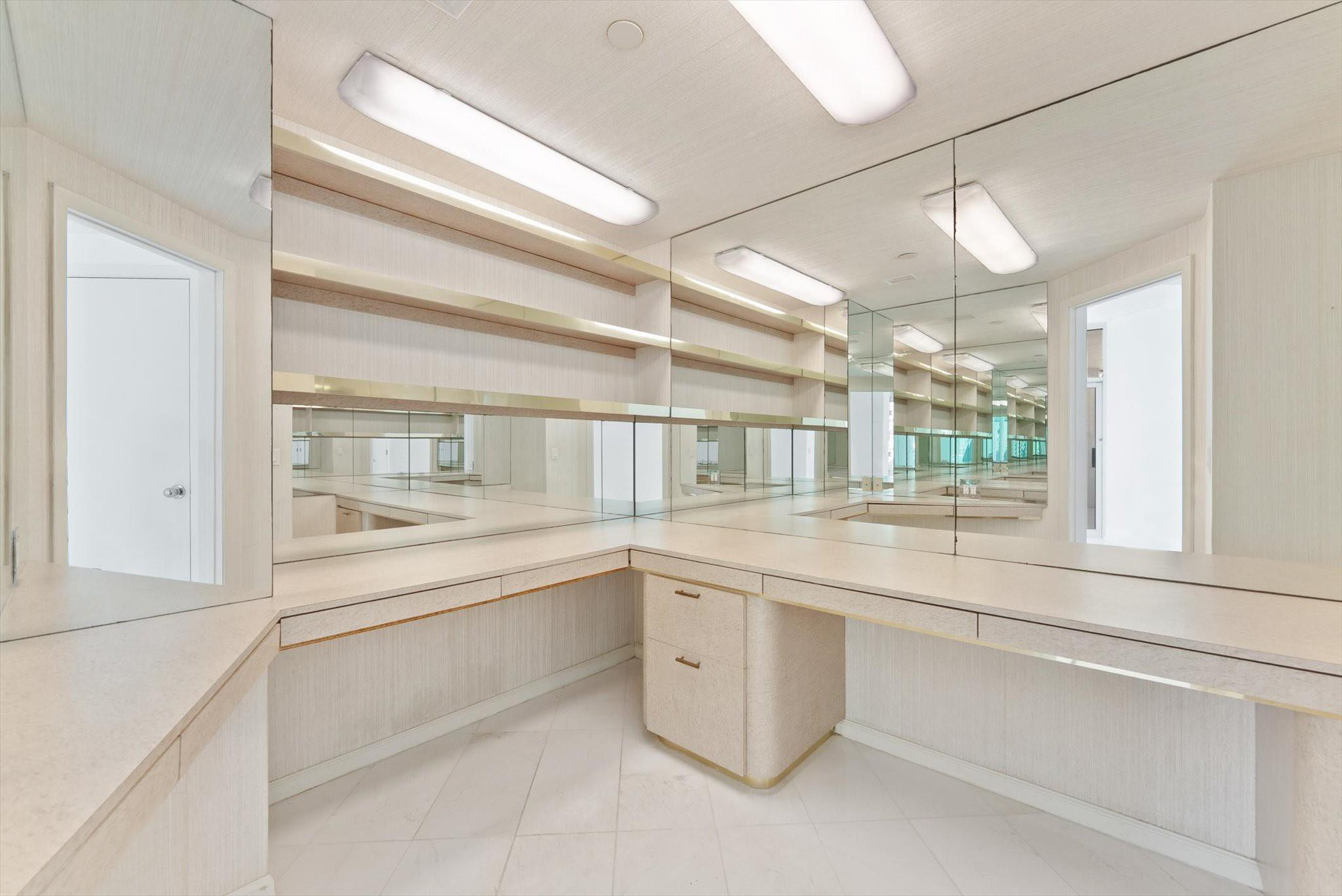 Corniche - Residential