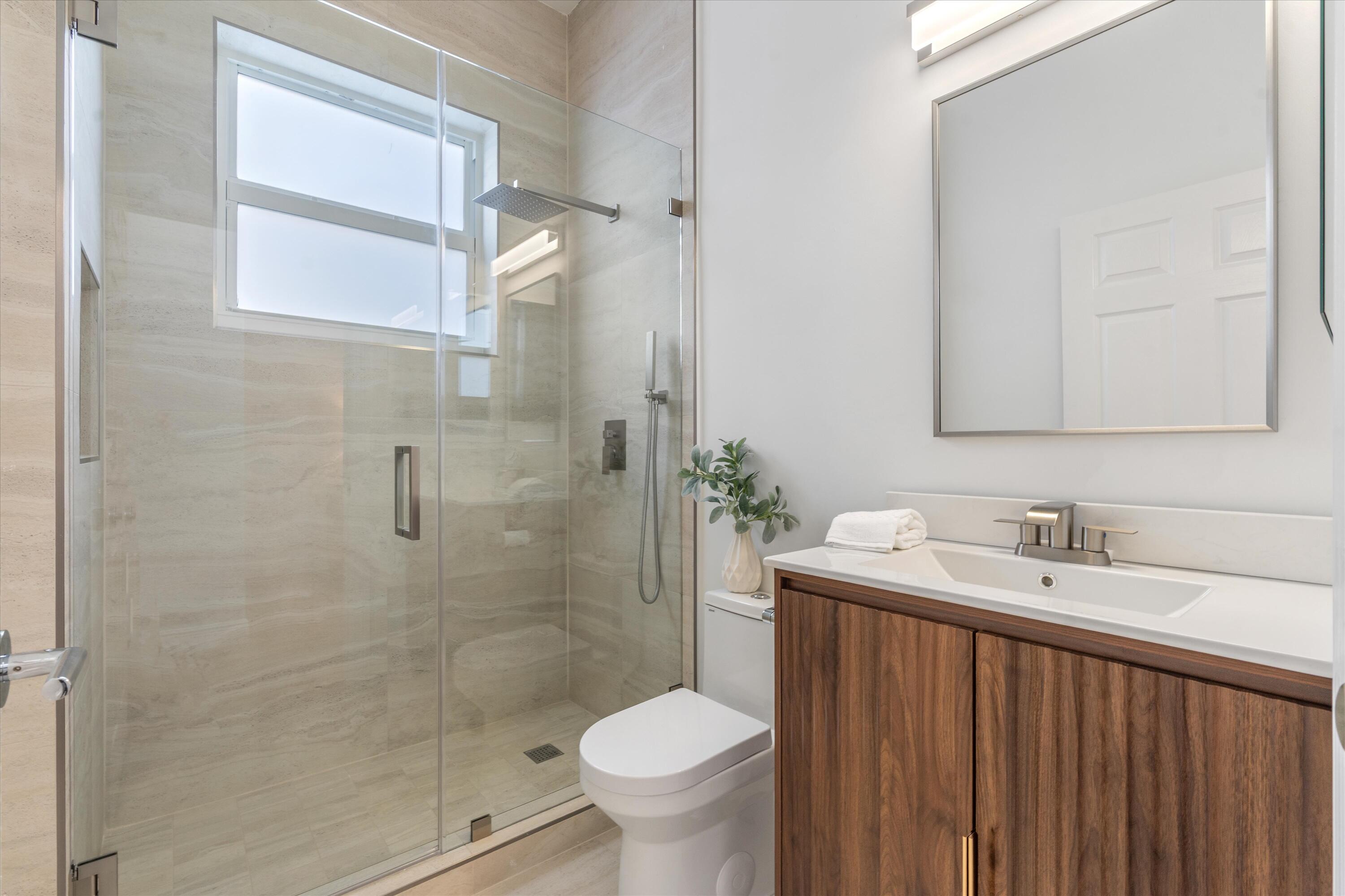 VALENCIA LAKES 3 - Residential