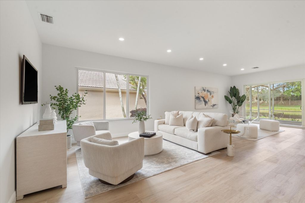 Photo of 7585 Las Cruces Court, Boynton Beach, FL 33437 (MLS # R11164796)