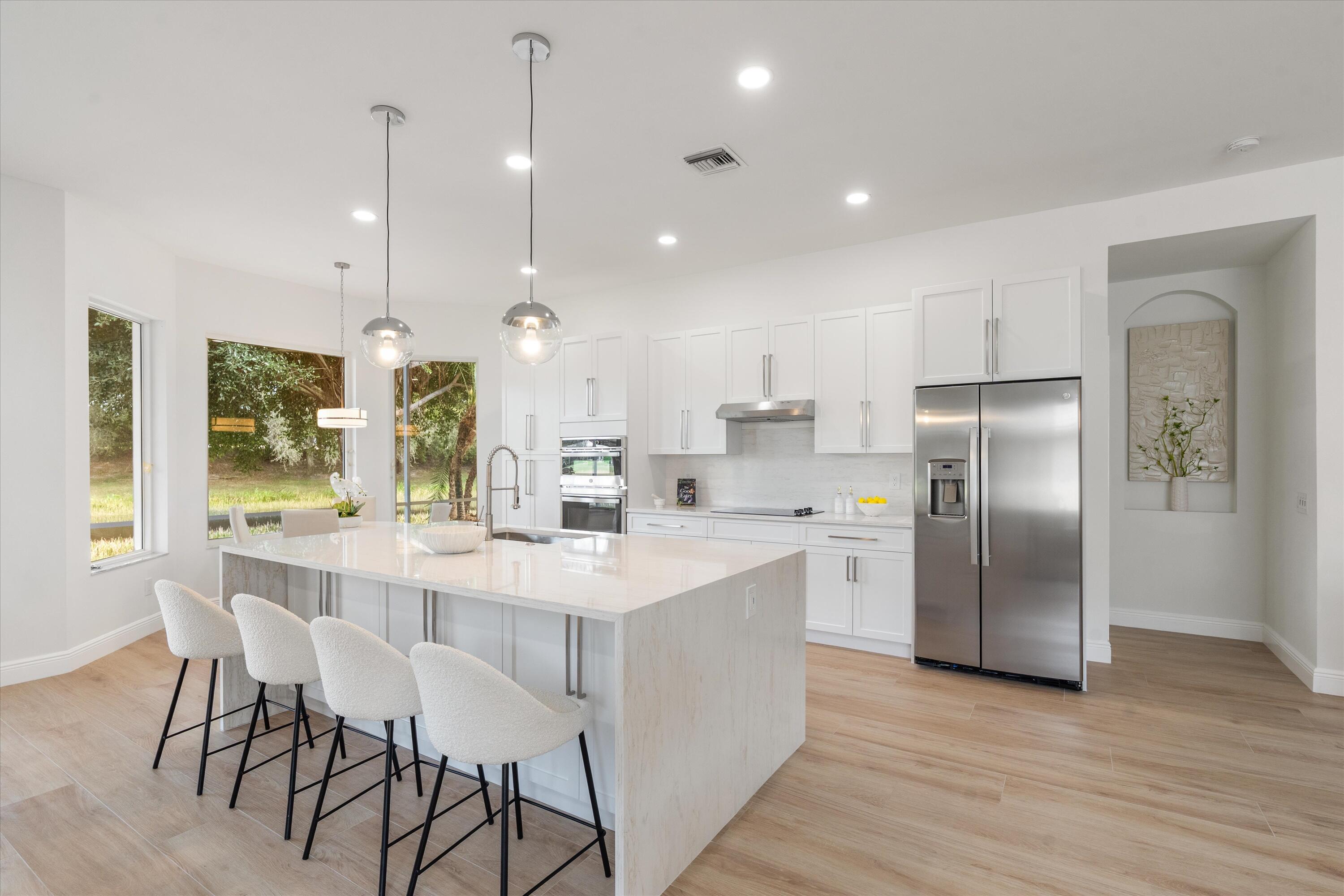 VALENCIA LAKES 3 - Residential