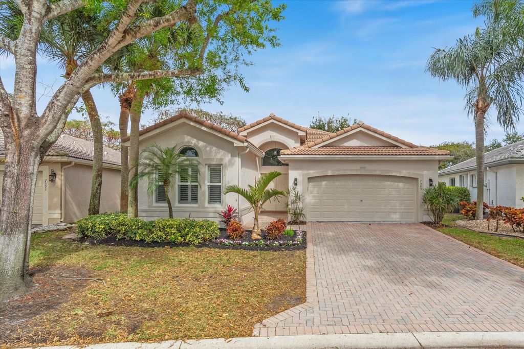 Photo of 7585 Las Cruces Court, Boynton Beach, FL 33437 (MLS # R11164796)