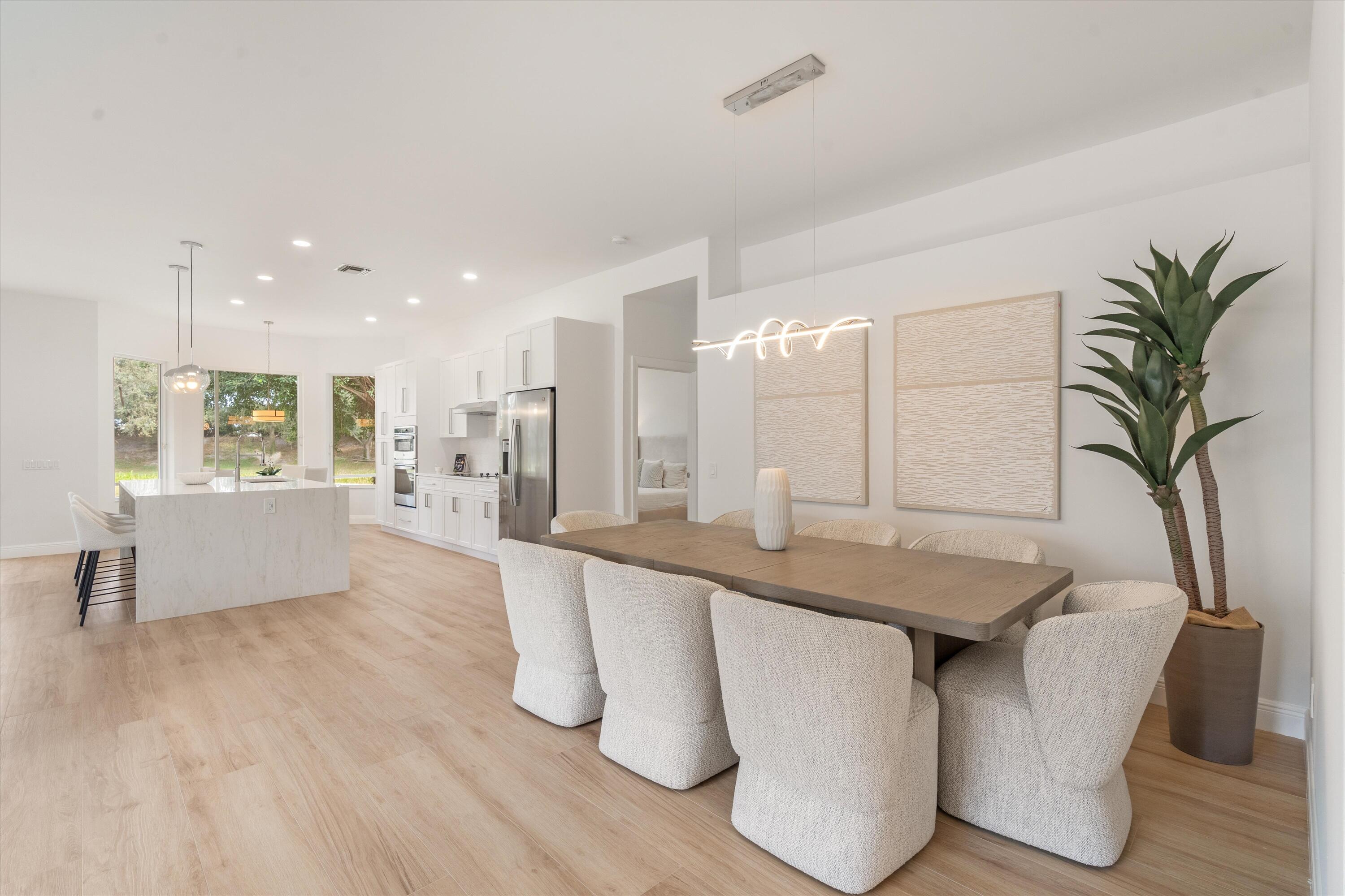 VALENCIA LAKES 3 - Residential