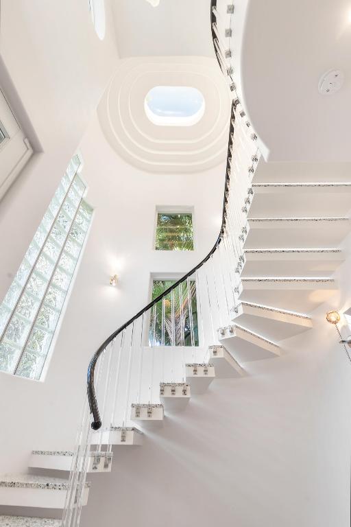 EL ENCANTO 2 - Residential