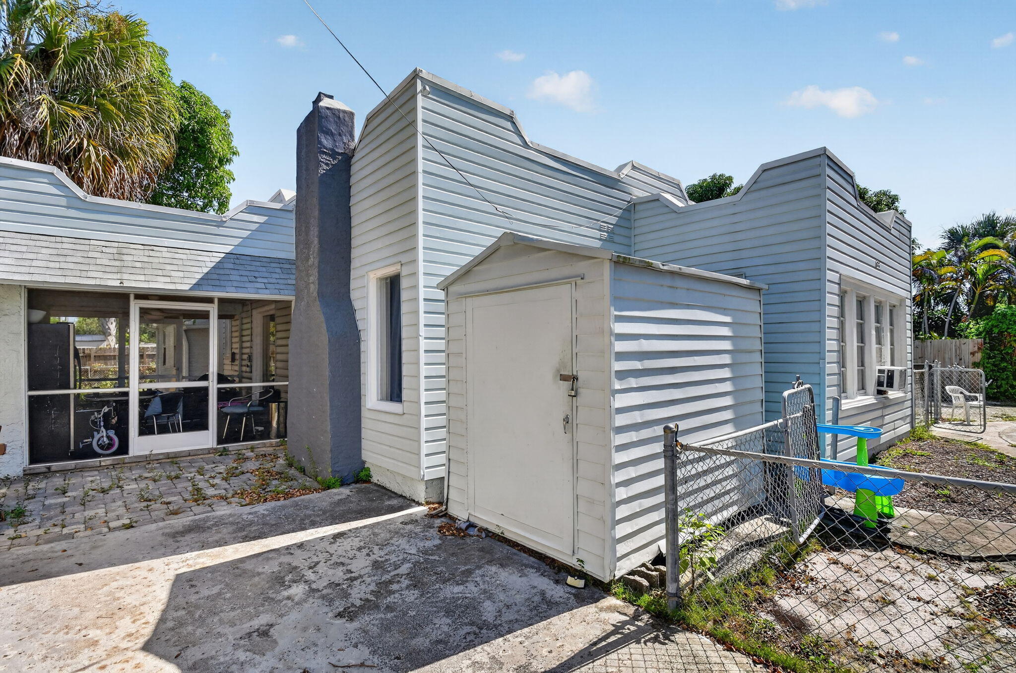 633 Franklin Road