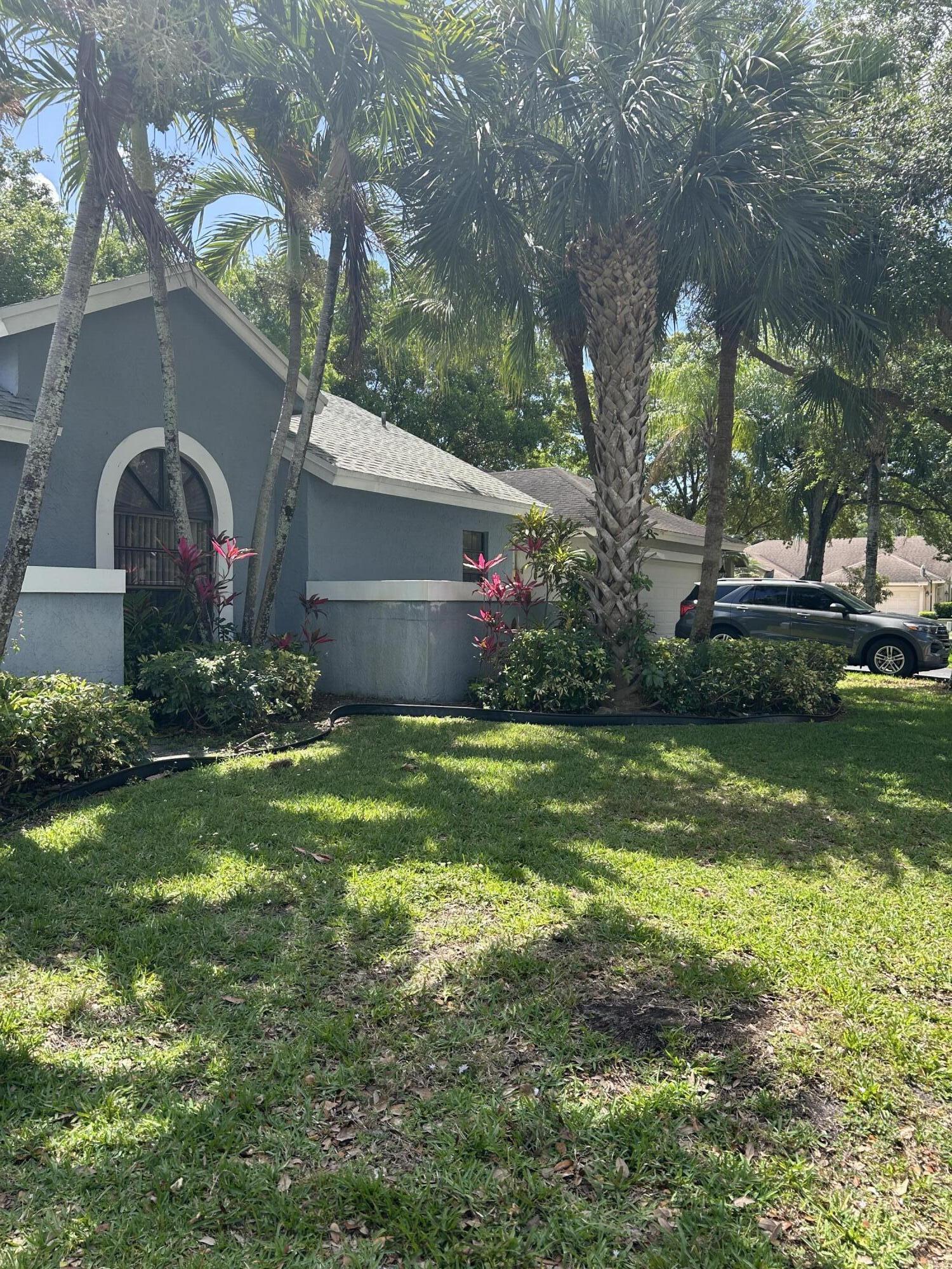 5124 NW 42nd Terrace