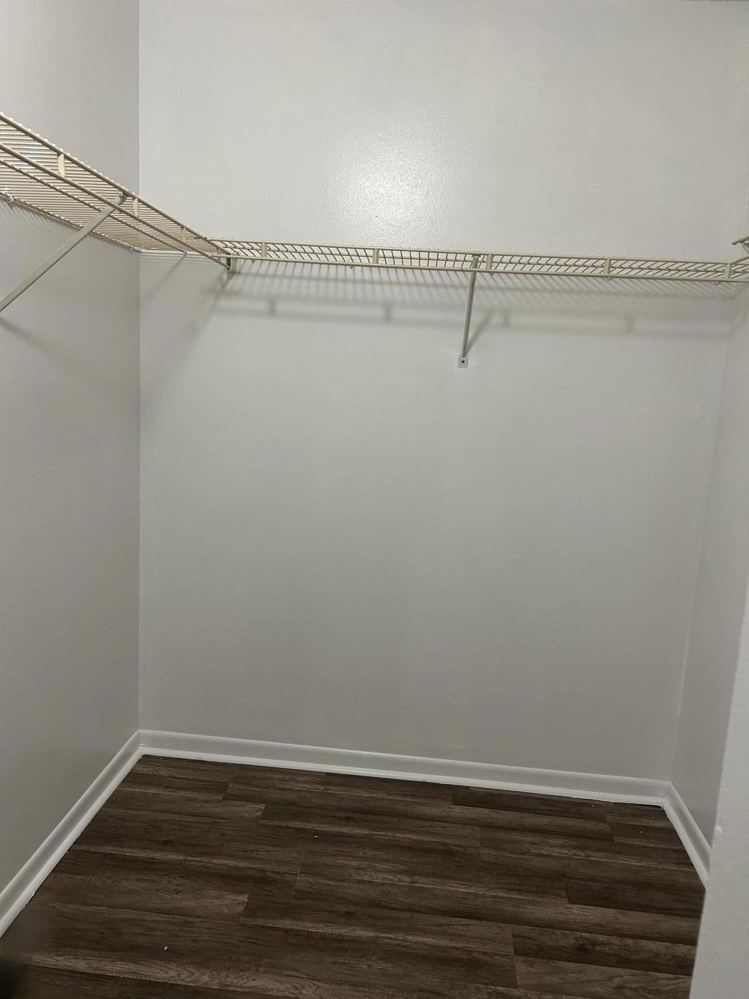 WINSTON PARK - Residential