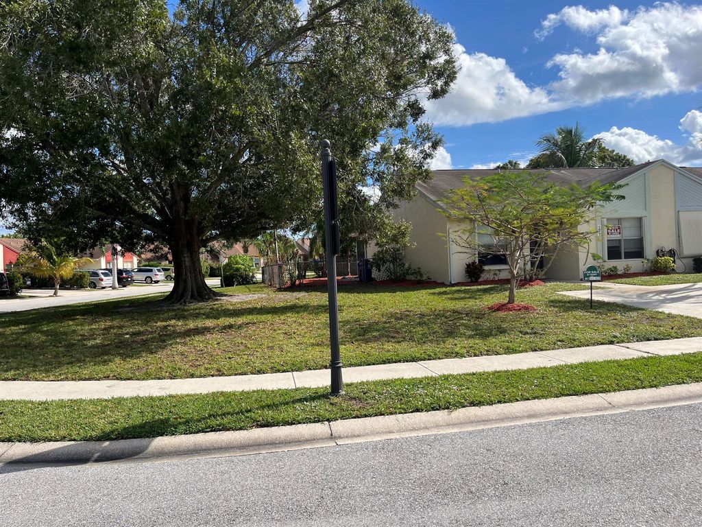 Photo of 251 Palmetto Court #C, Jupiter, FL 33458 (MLS # R11144359)