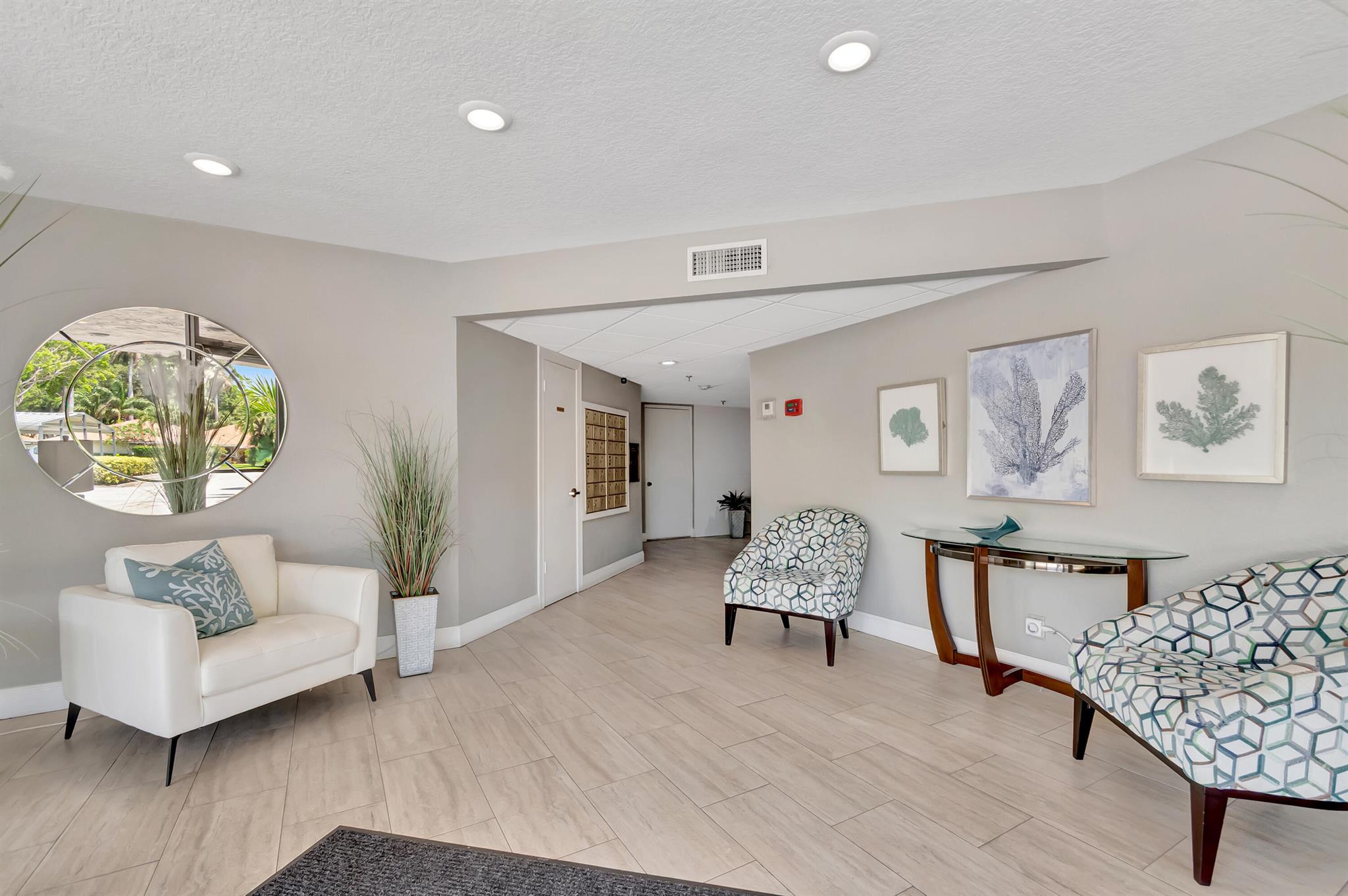 LAKESHORE COLONY - Residential Lease