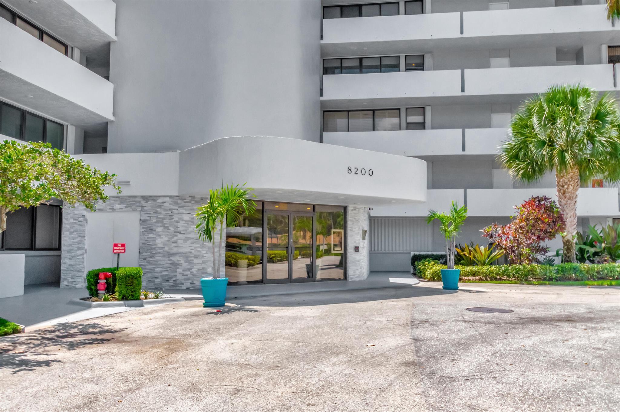 LAKESHORE COLONY - Residential Lease