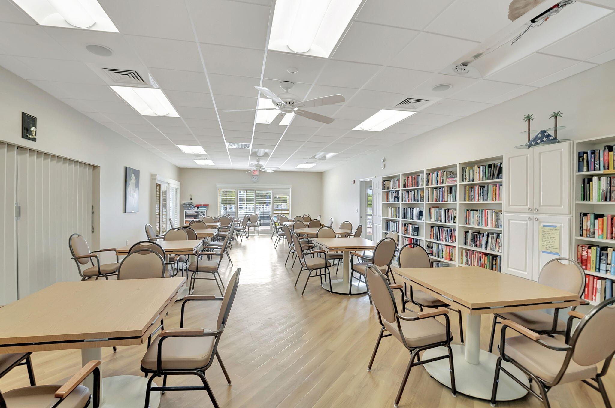 COLONIAL CLUB CONDO SEC 1 - Residential Lease