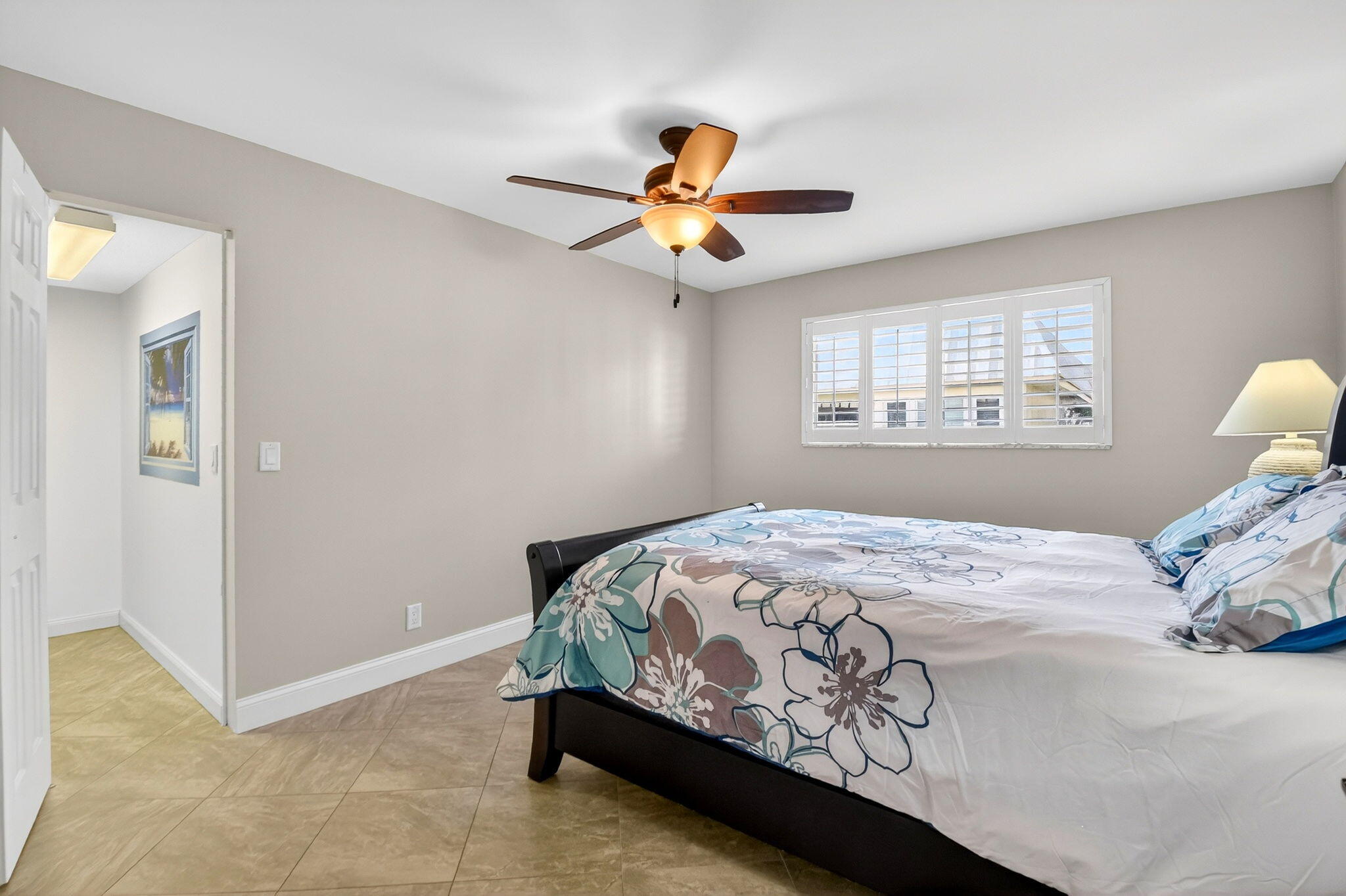 COLONIAL CLUB CONDO SEC 1 - Residential Lease