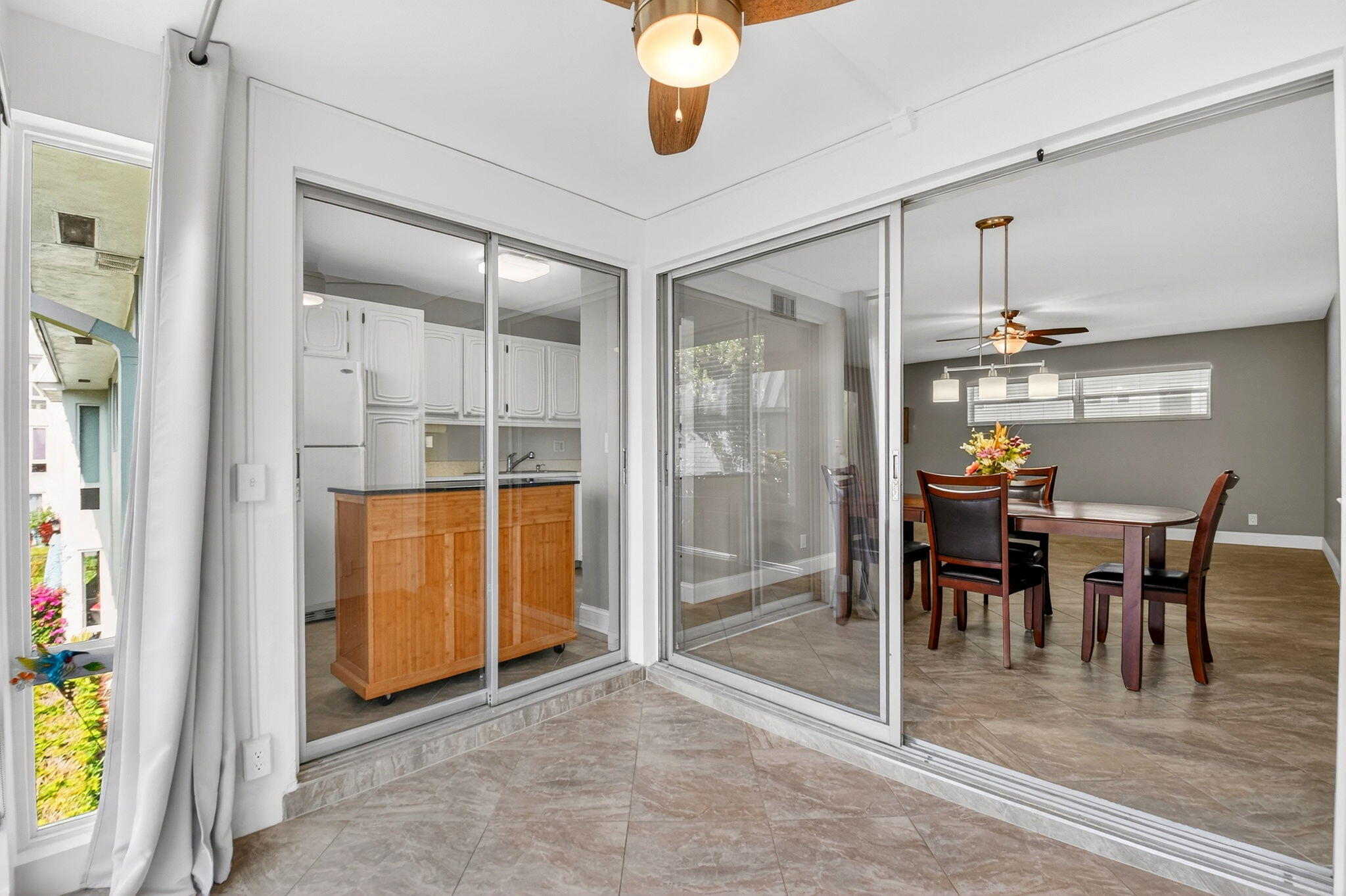 COLONIAL CLUB CONDO SEC 1 - Residential Lease