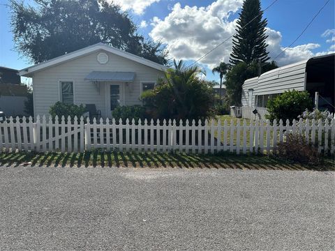 1166 5th St Okeechobee FL 34974