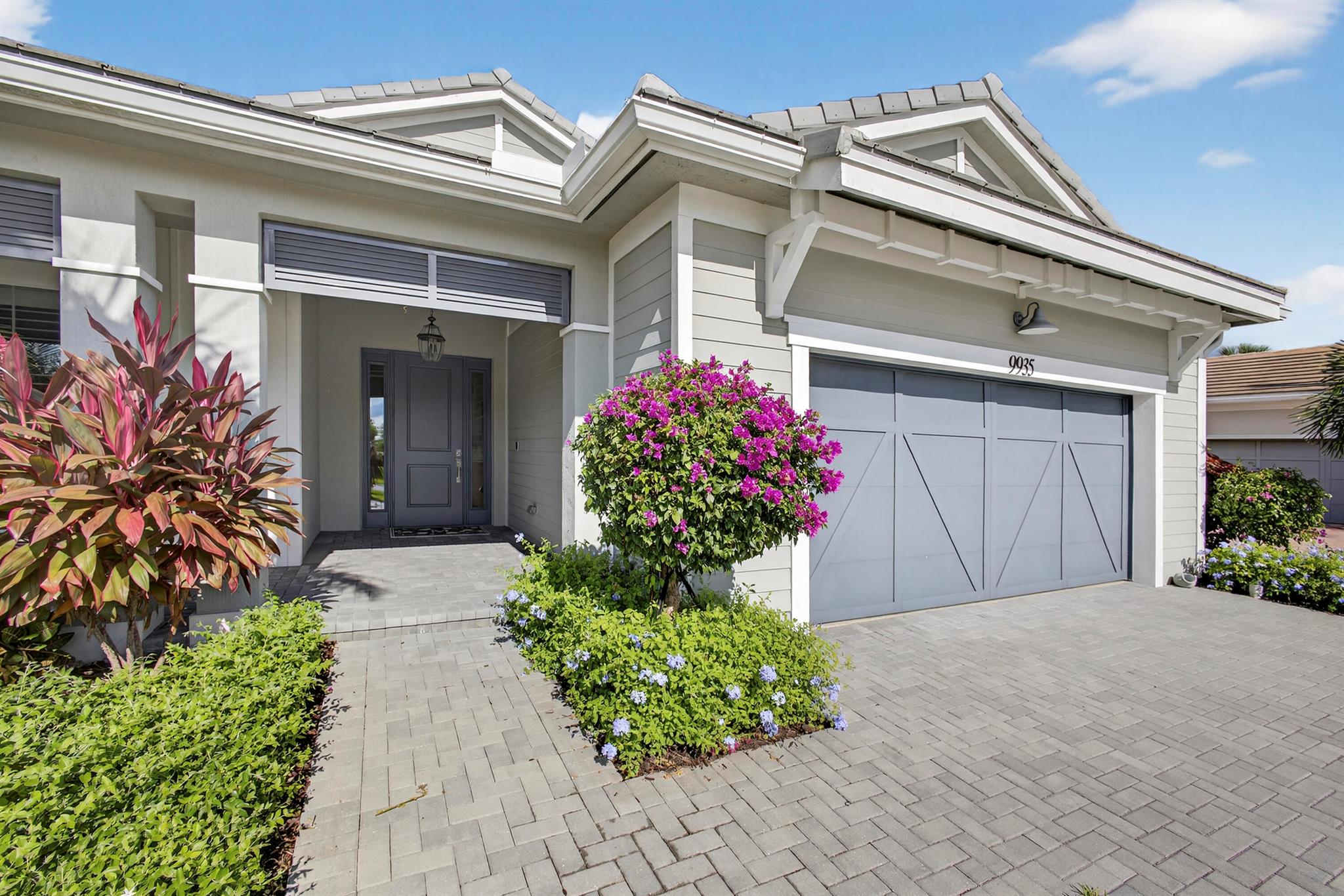 9935 Timber Creek Way