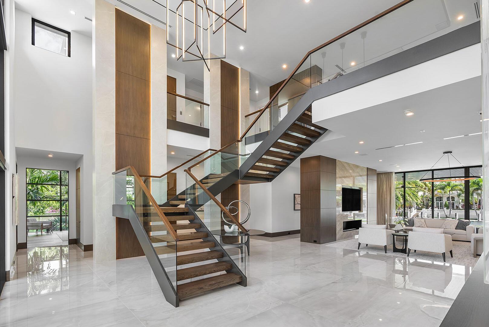 ROYAL PALM YACHT & COUNTR - Residential