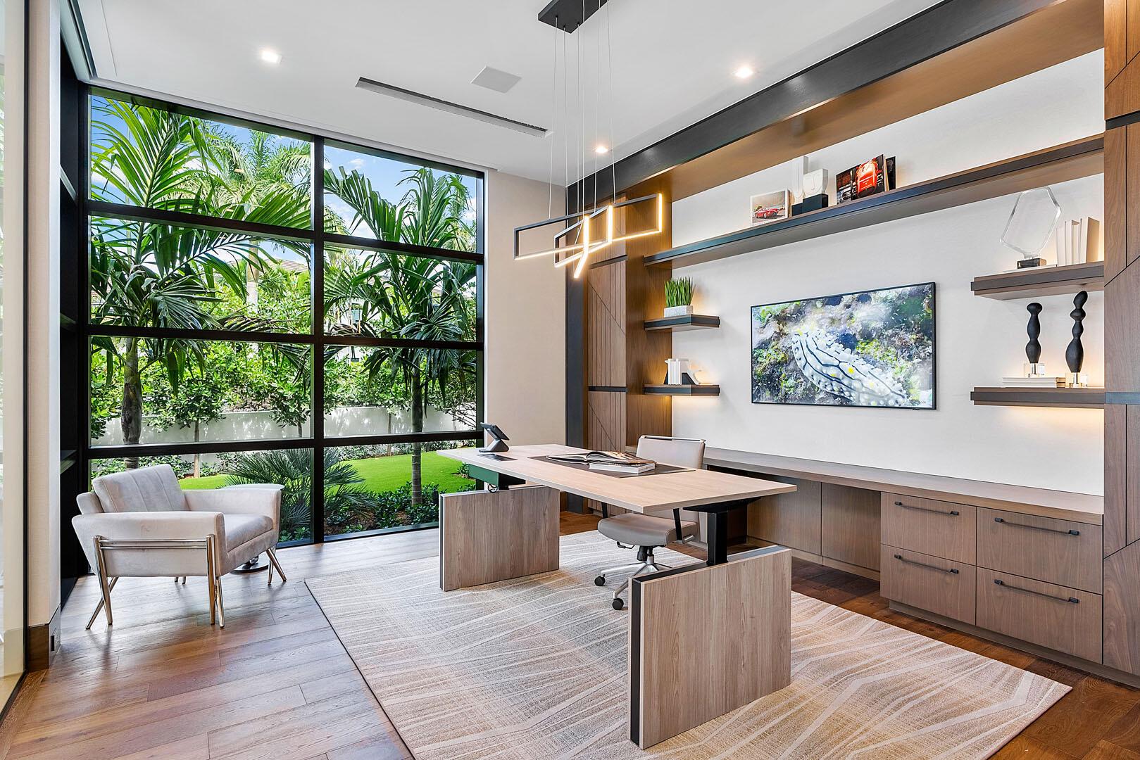 ROYAL PALM YACHT & COUNTR - Residential