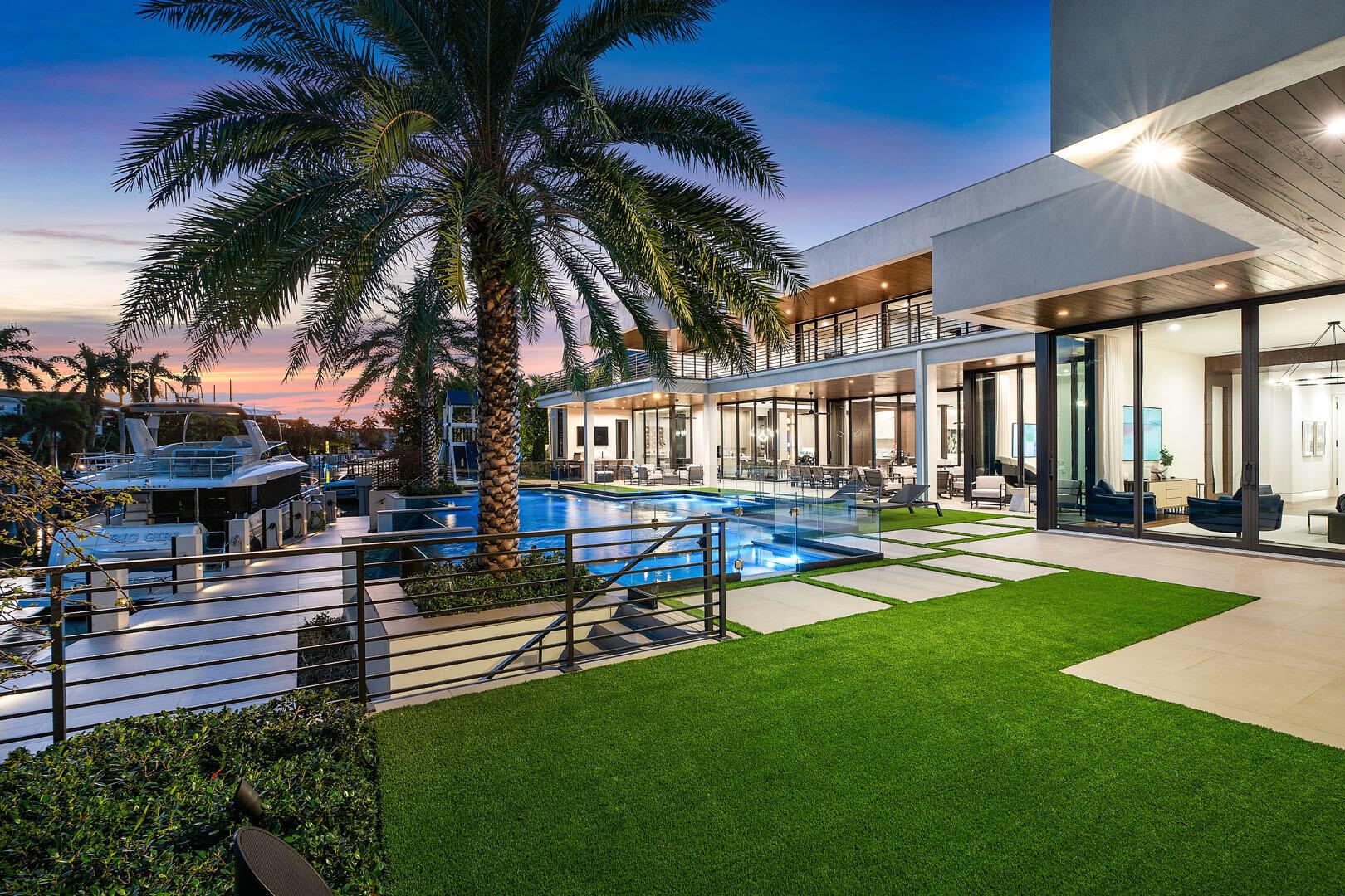 ROYAL PALM YACHT & COUNTR - Residential