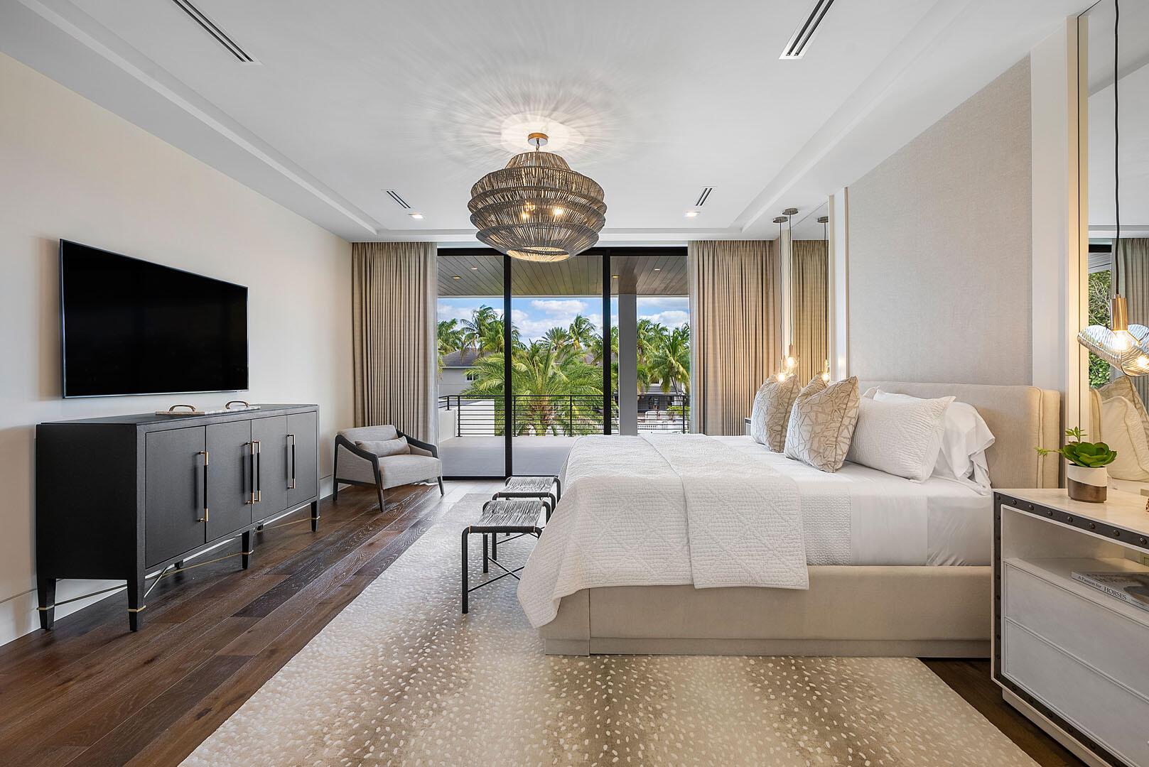 ROYAL PALM YACHT & COUNTR - Residential