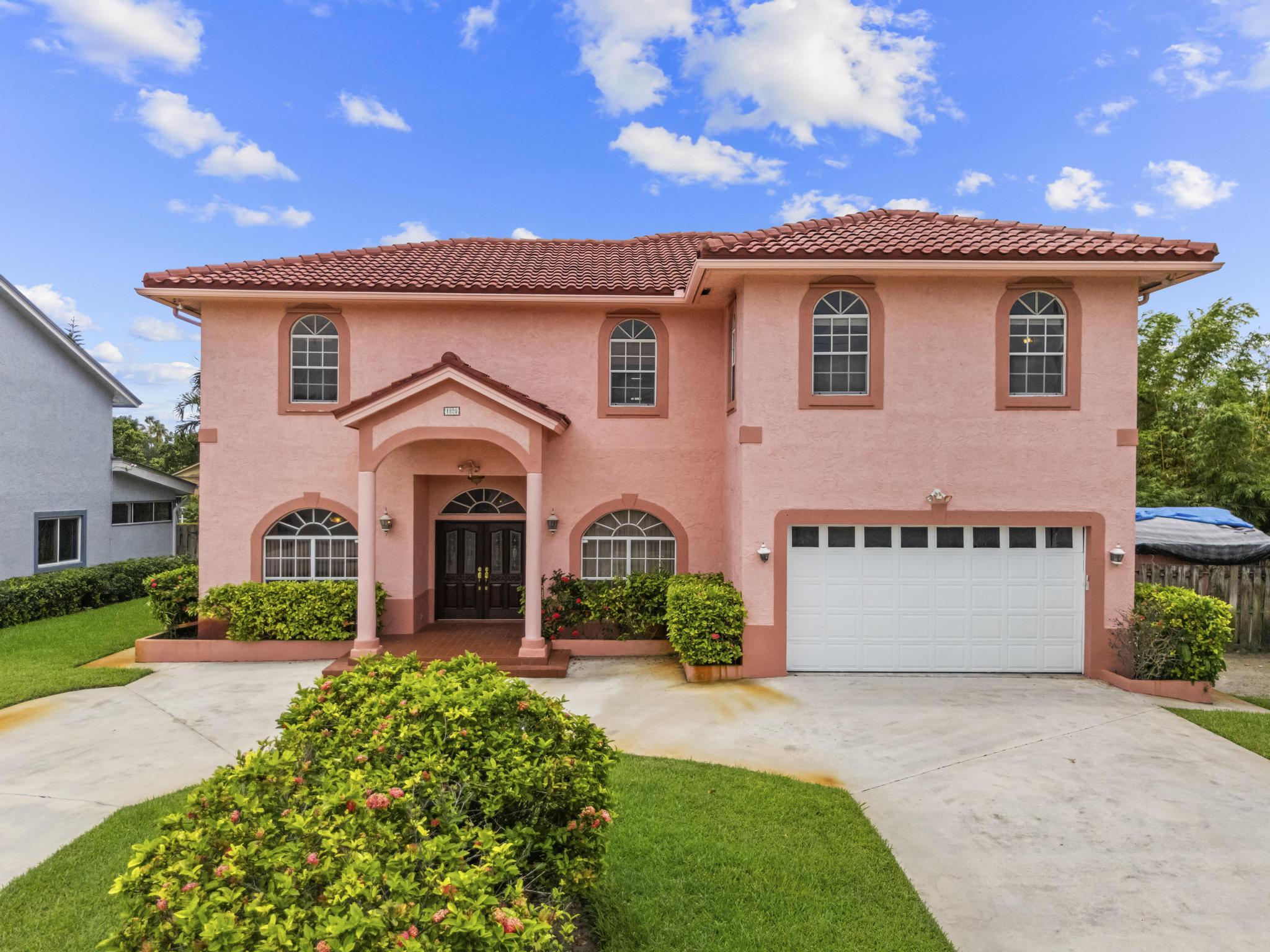 This custom-built home is located in the heart of the Lake Clarke Shores community and offers 5 bedrooms and 3.5 bathrooms with a split floor plan that perfectly balances comfort and functionality. High ceilings on both levels create an open, airy atmosphere. The fifth bedroom can easily serve as a private home office if you wish. Sitting on a 12,377 sqft Lot (0.28 of an acre) with no rear neighbors, the property provides plenty of space for privacy and outdoor living. The large backyard features a variety of fruit trees, a sun deck, a screened patio, and a pool ideal for gatherings and entertainment. Additional highlights include an updated kitchen with Viking appliances, oversized garage, natural gas, sewer connection, and a central vacuum system.