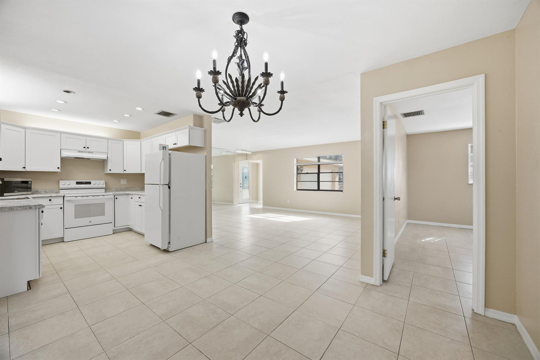 PORT ST LUCIE SECTION 6 - Residential