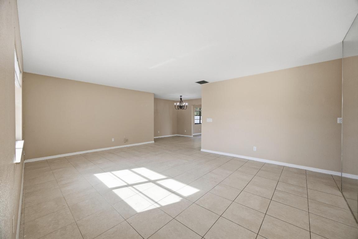 PORT ST LUCIE SECTION 6 - Residential