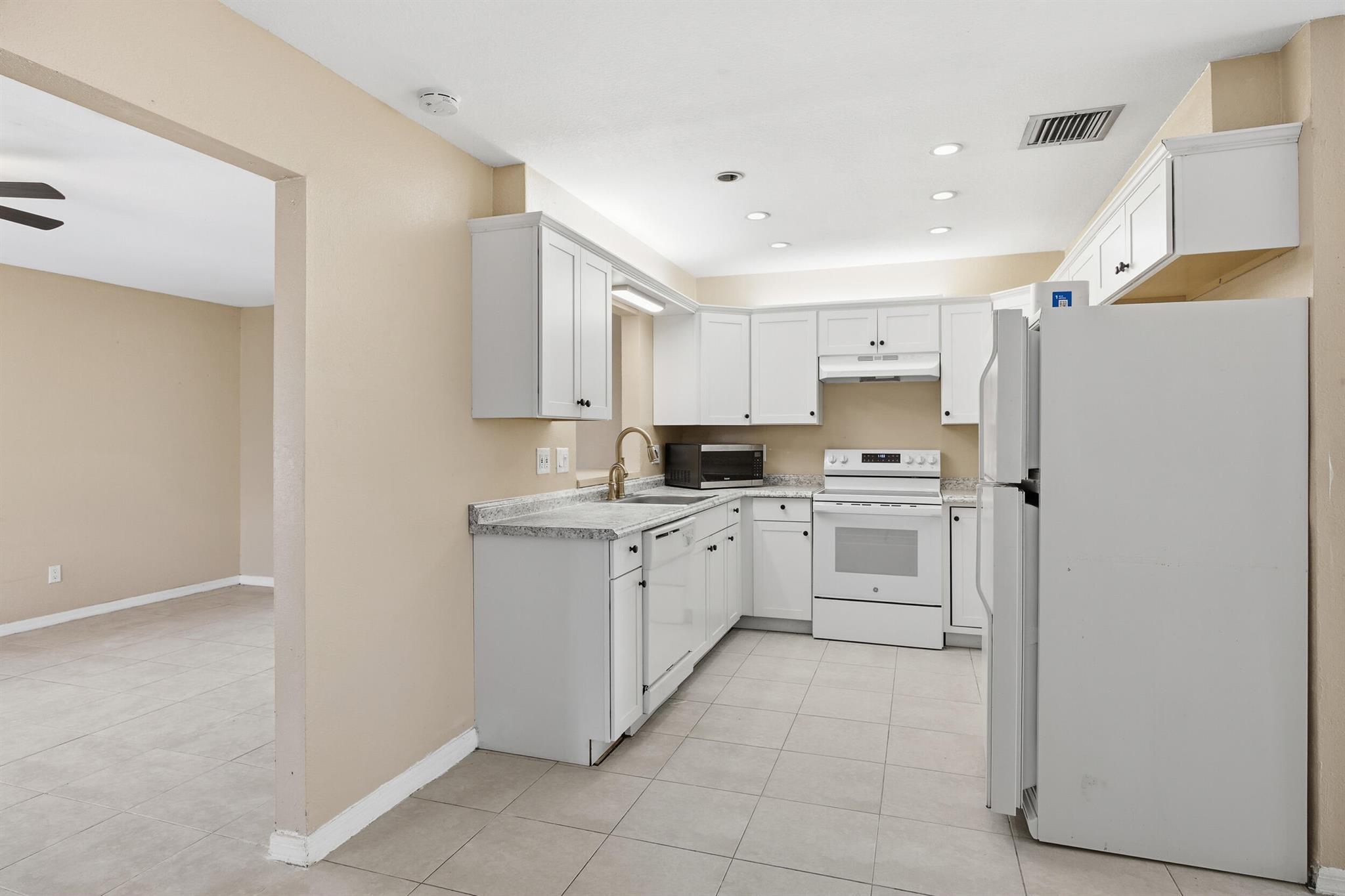 PORT ST LUCIE SECTION 6 - Residential