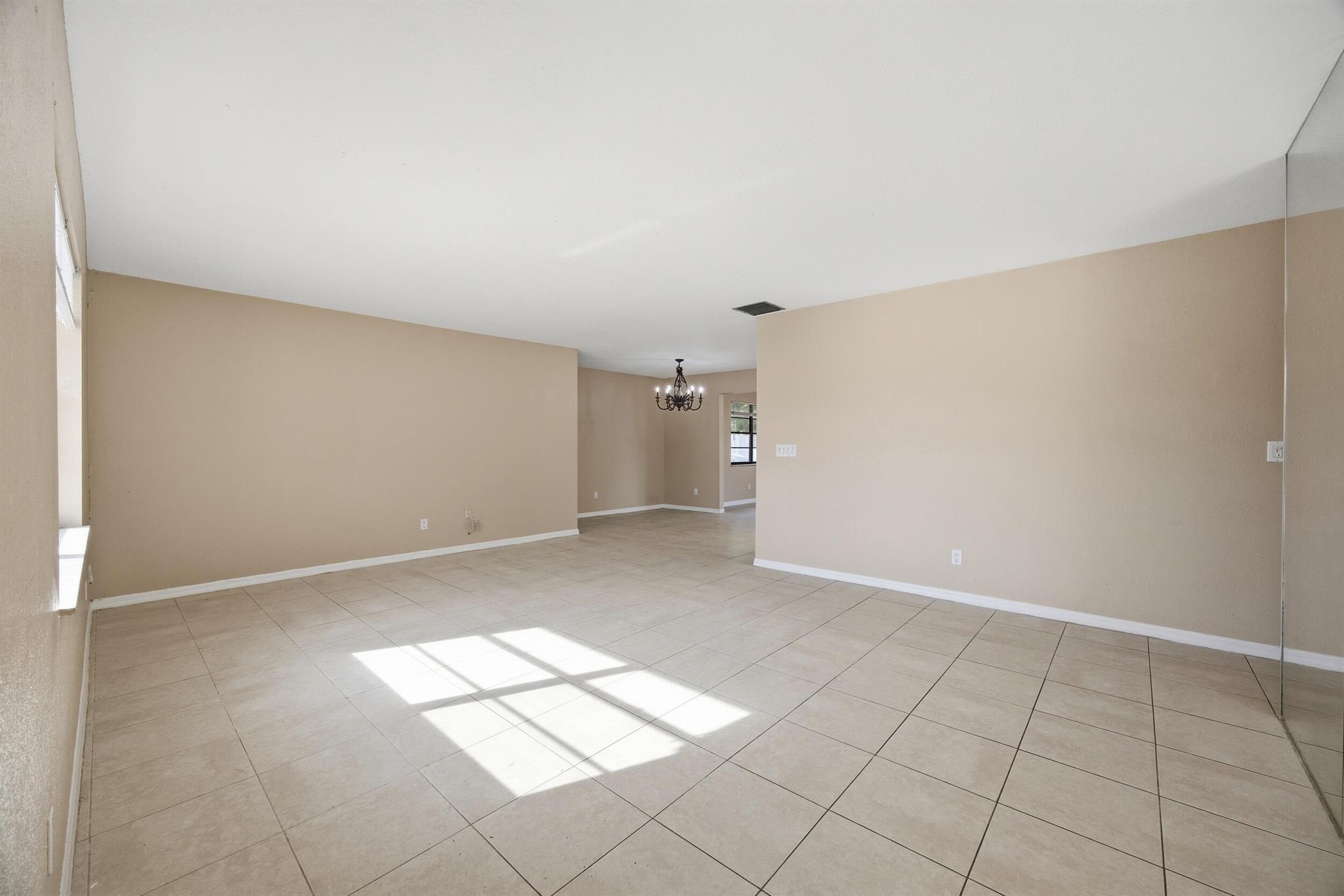 PORT ST LUCIE SECTION 6 - Residential