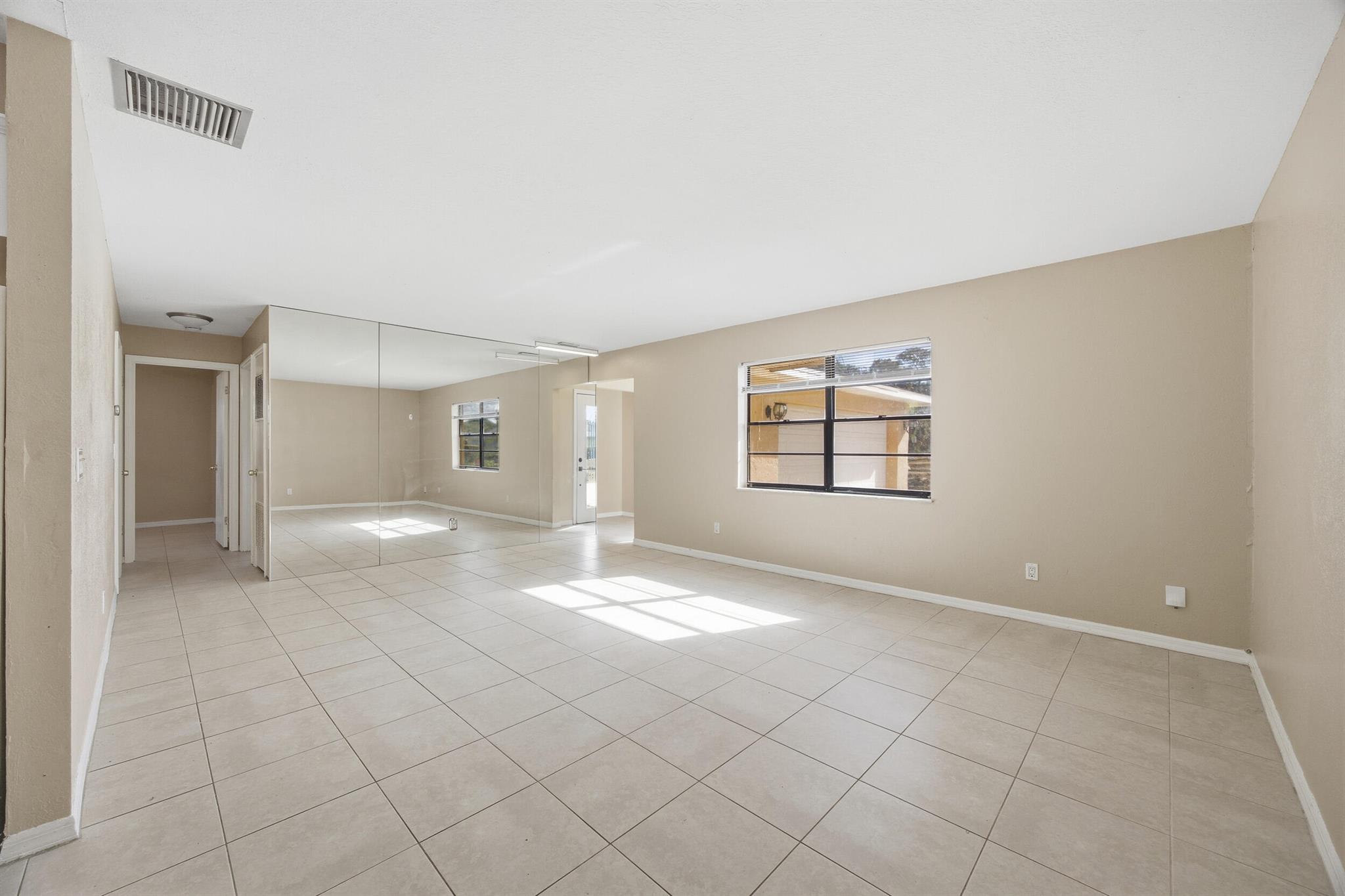 PORT ST LUCIE SECTION 6 - Residential