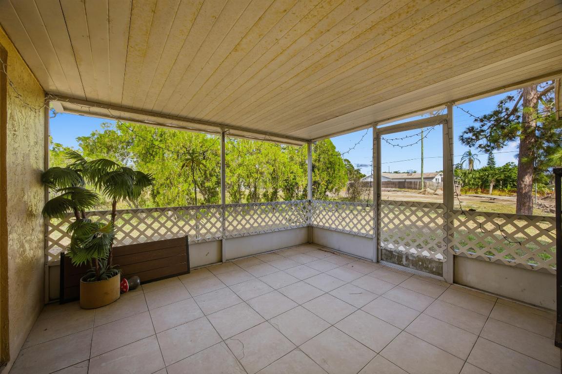 PORT ST LUCIE SECTION 6 - Residential