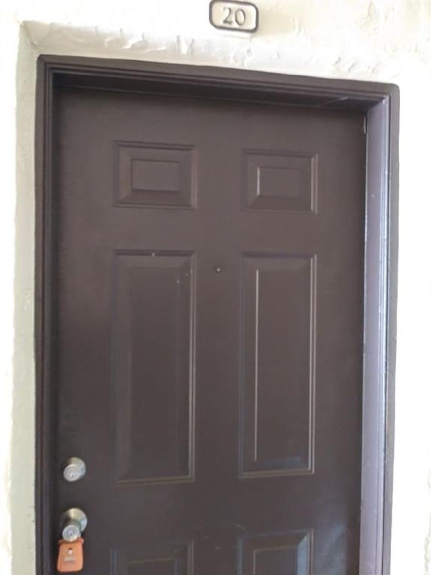 Renovated kitchen! Just painted. Ready to move in!!