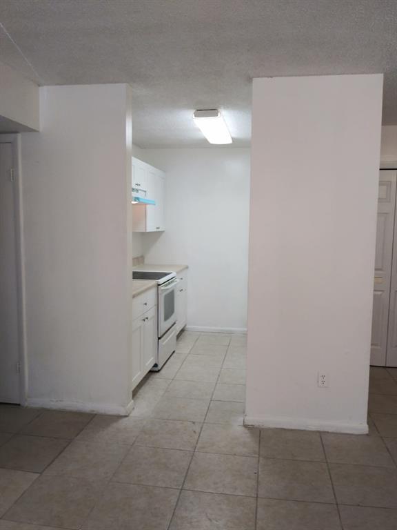PALM AIRE GARDENS CONDO - Residential Lease