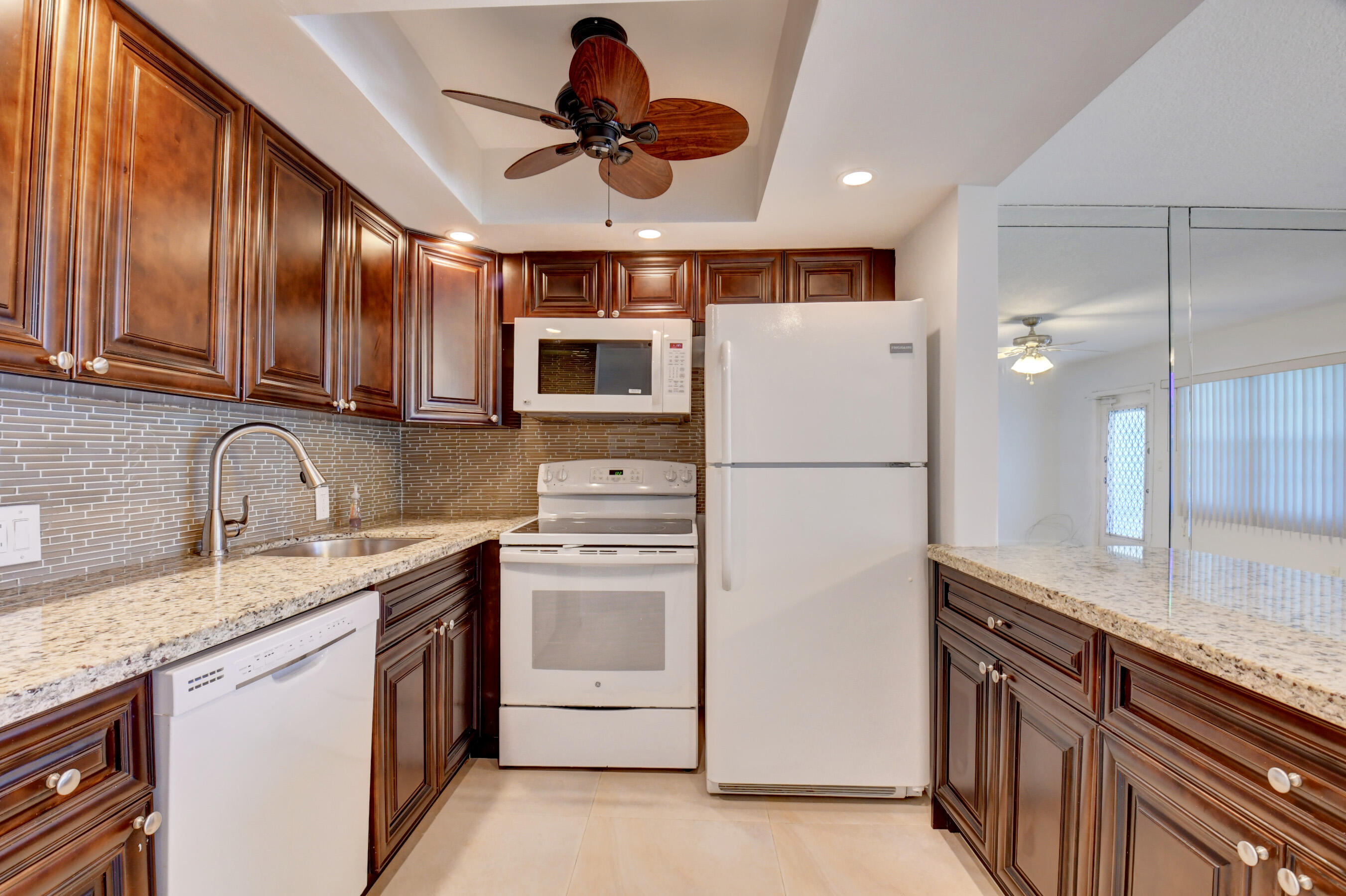 DORSET AT CENTURY VILLAGE CONDO - Residential Lease