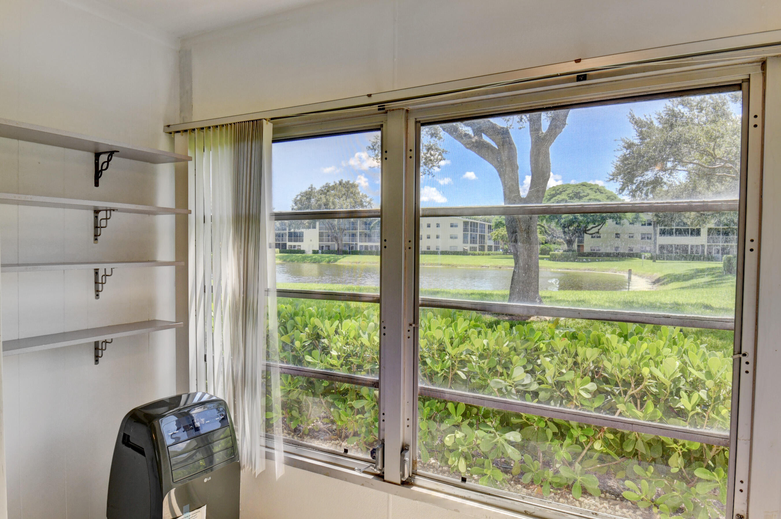 DORSET AT CENTURY VILLAGE CONDO - Residential Lease