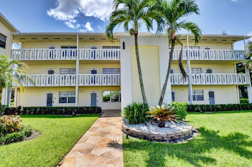 Welcome to Paradise! Enjoy serene living in this immaculate rarely available ground floor open concept 1 Bedroom, 1 1/2 Bathroom unit with updated kitchen and bathrooms. This beautiful unit offers central A/C(2023), porcelain tiles, no popcorn ceilings, an enclosed glass porch with stunning views of lake.  Assigned parking space steps from your front door!  Must see to appreciate! All in desired Century Village, a gated and guarded 55+ active community, with unsurpassed amenities including: an award winning 125,000 sq. ft Clubhouse, theater, tennis, gym, pickleball, many clubs, pools and more. Transportation provided throughout the community.  Water, basic cable are included. 
Close to everything in fabulous Boca Raton! Tenant must have a credit score of 700+. No smokers please.