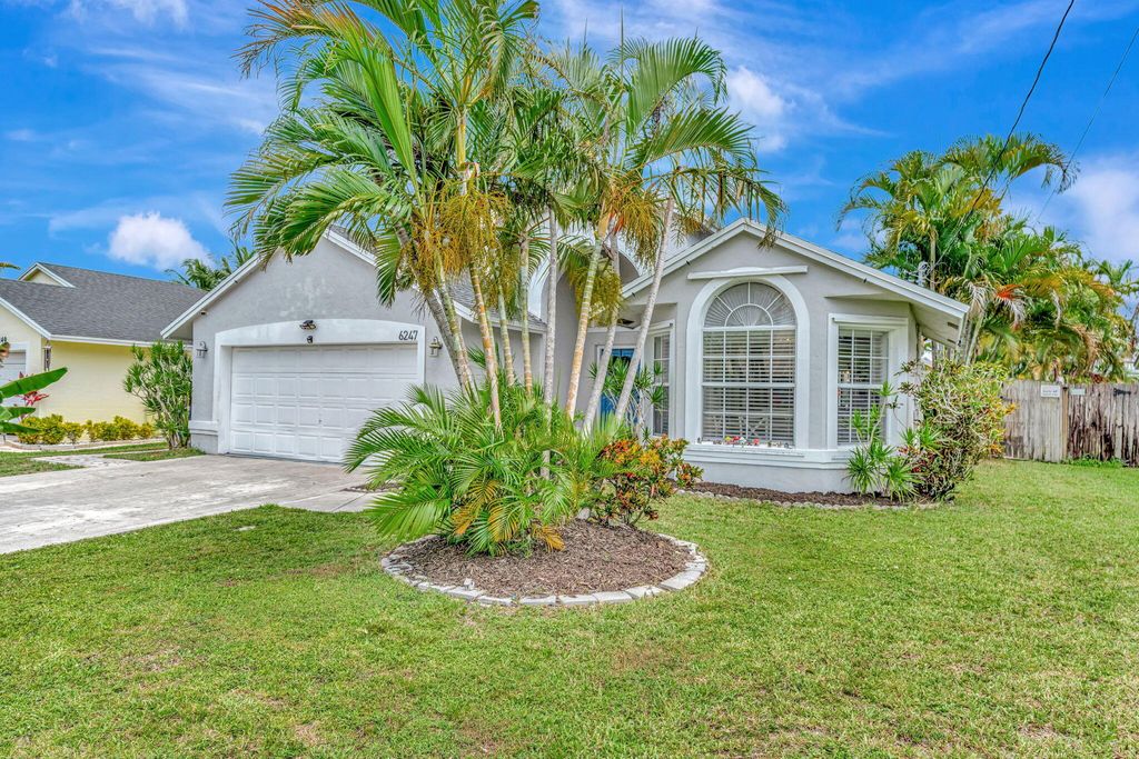 Photo of 6247 Ungerer Street, Jupiter, FL 33458 (MLS # R11104802)