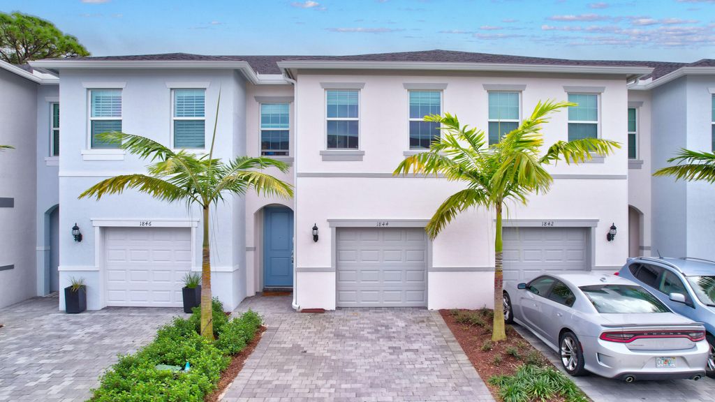 Photo of 1844 SE Roxy Way, Stuart, FL 34996 (MLS # R10948979)