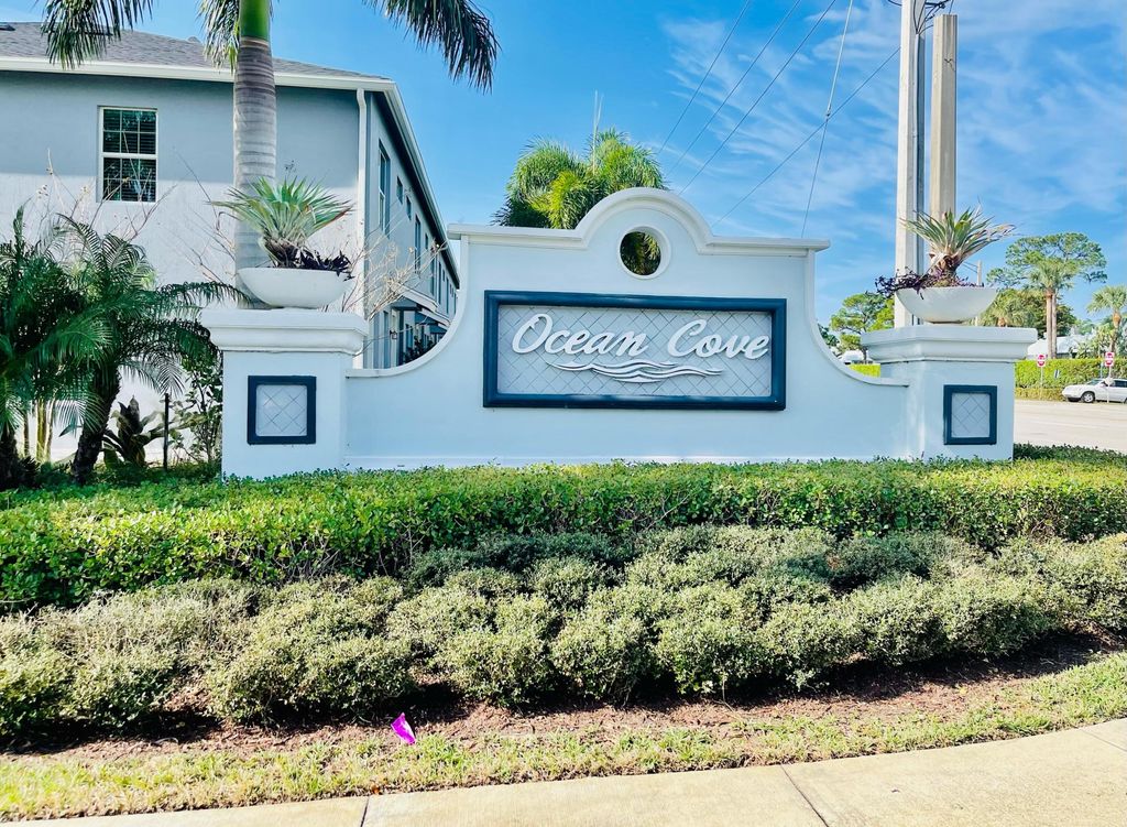 Photo of 1844 SE Roxy Way, Stuart, FL 34996 (MLS # R10948979)