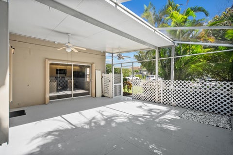 Tiny photo for 3269 SW SUNSET TRACE Circle, Palm City, FL 34990 (MLS # B26090491)
