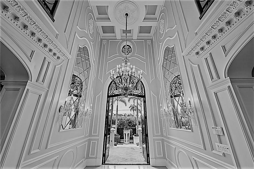 RIO VISTA ISLES - Residential