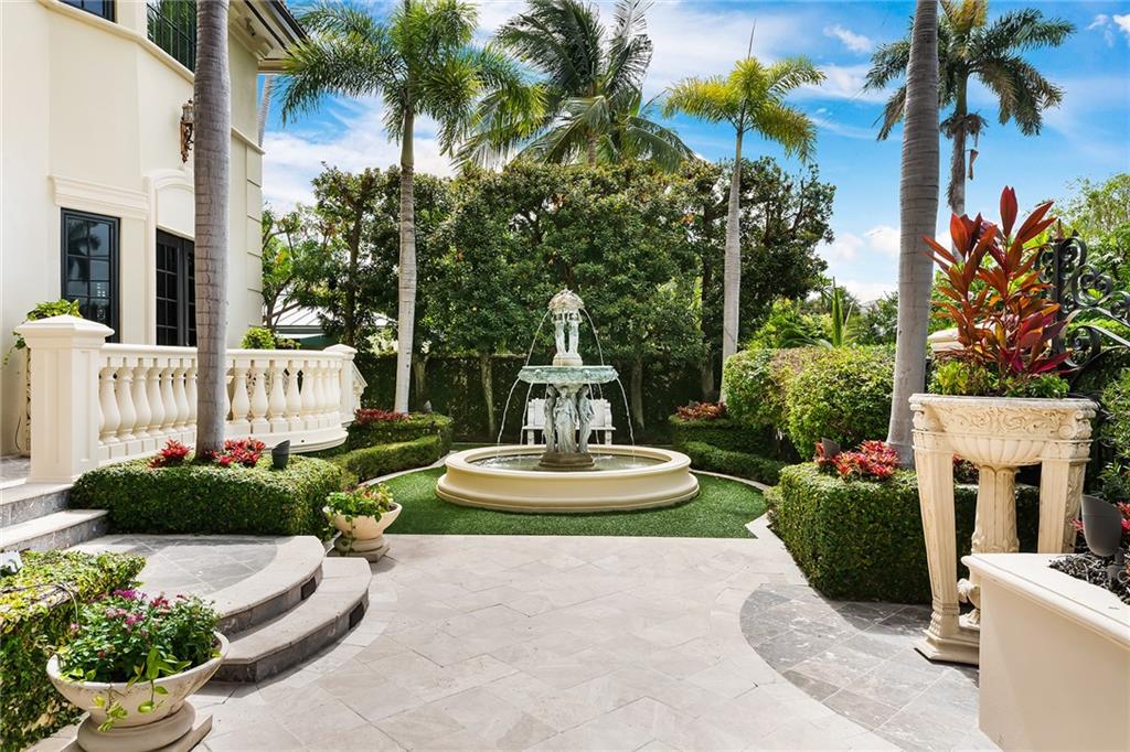 RIO VISTA ISLES - Residential