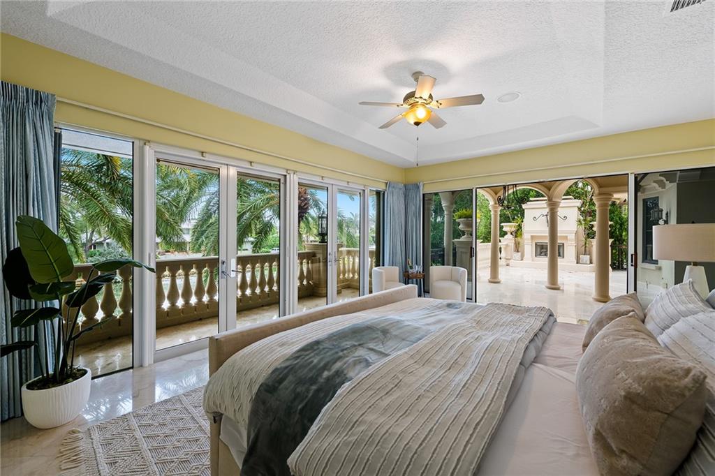 RIO VISTA ISLES - Residential